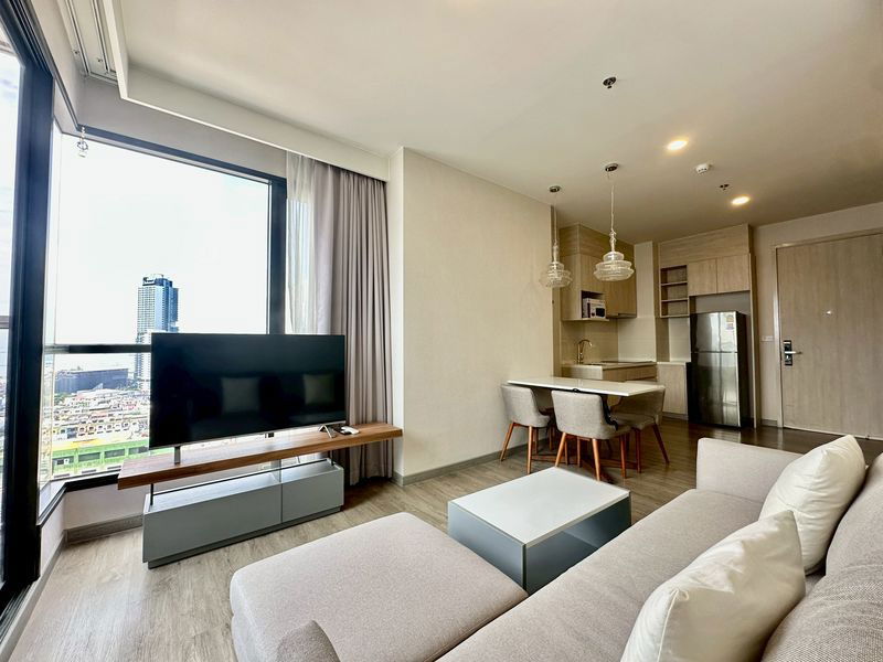 Condo for rent in Sriracha, Keen Center, beautiful room, fully furnished, move in ready, very luxurious.