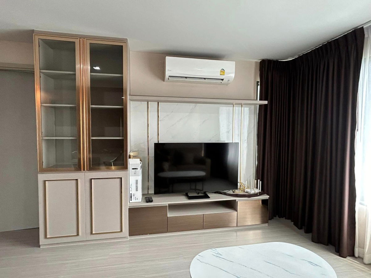 For rent Life Ladprao Experience a luxurious lifestyle in the heart of the city, complete with modern comforts