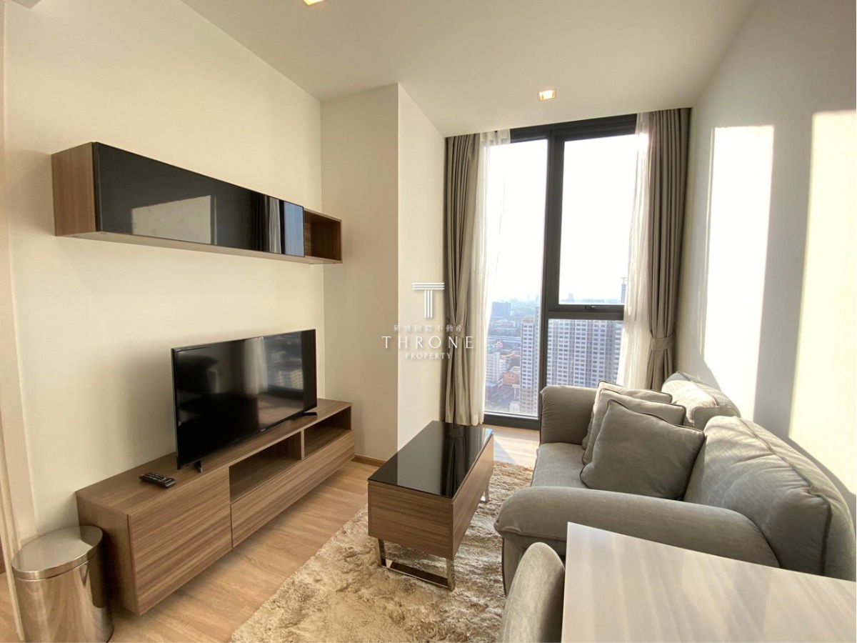 THE LINE Phahol - Pradipat🌟PN-00003704🌟