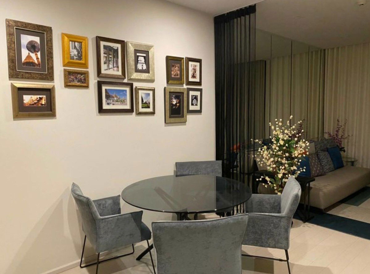 Noble                     Ploenchit