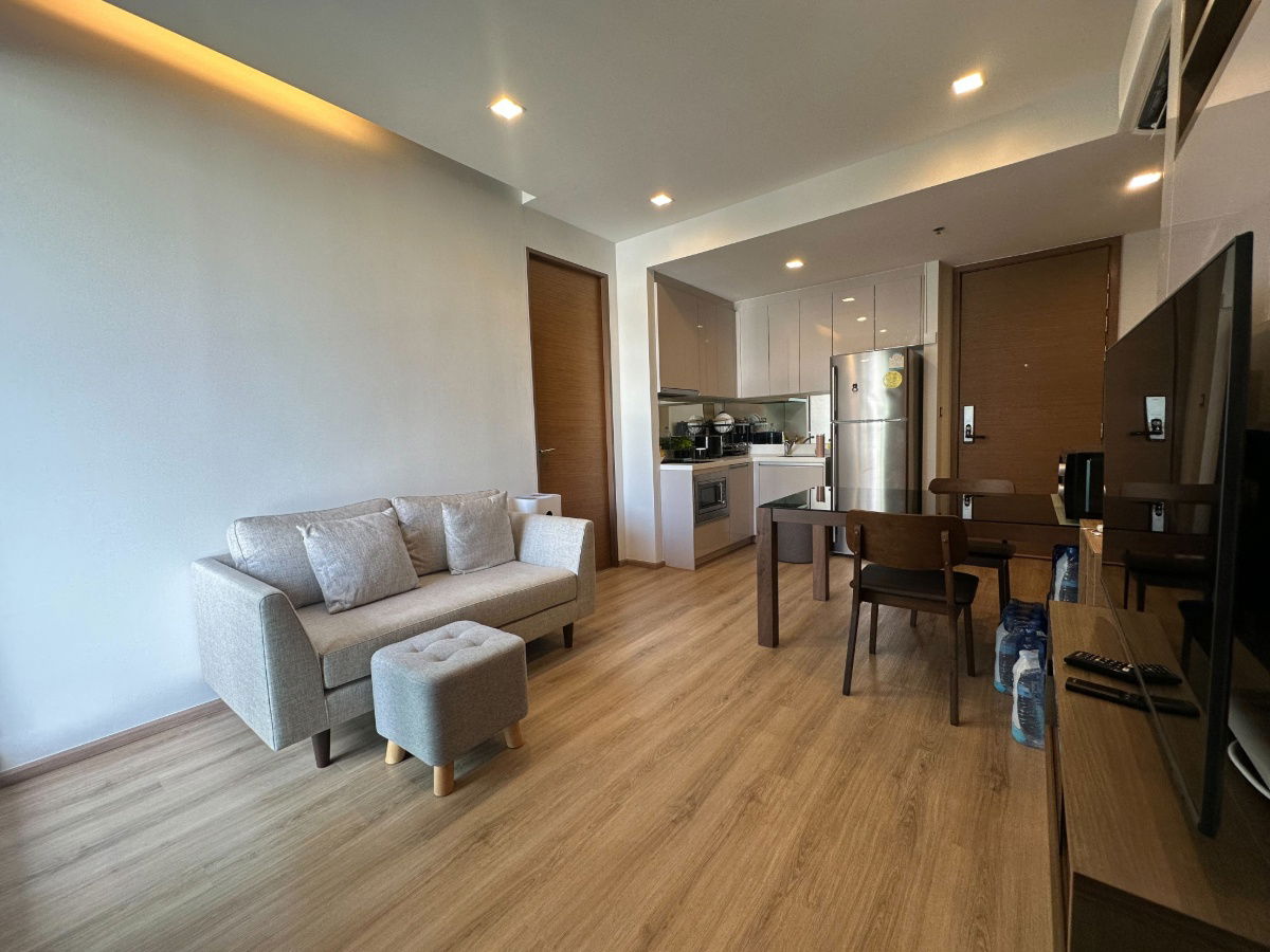 The Address Sathorn. 2beds 66sq.m.  Line id: @pfagent