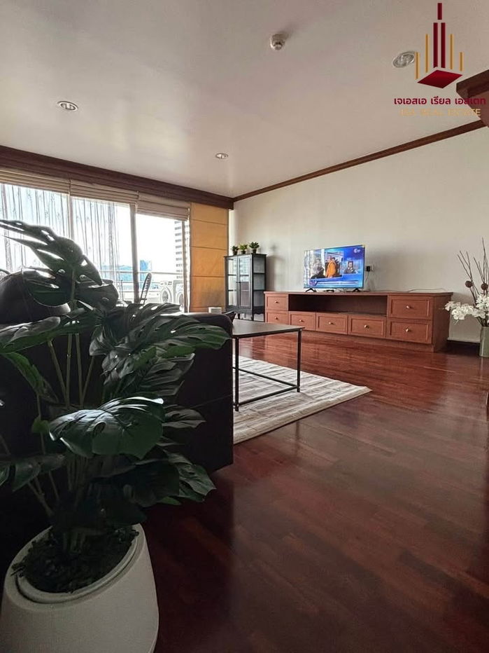 ✨ For Rent : Lake Avenue Condo ✨  💰 Only 35,000 thb/month