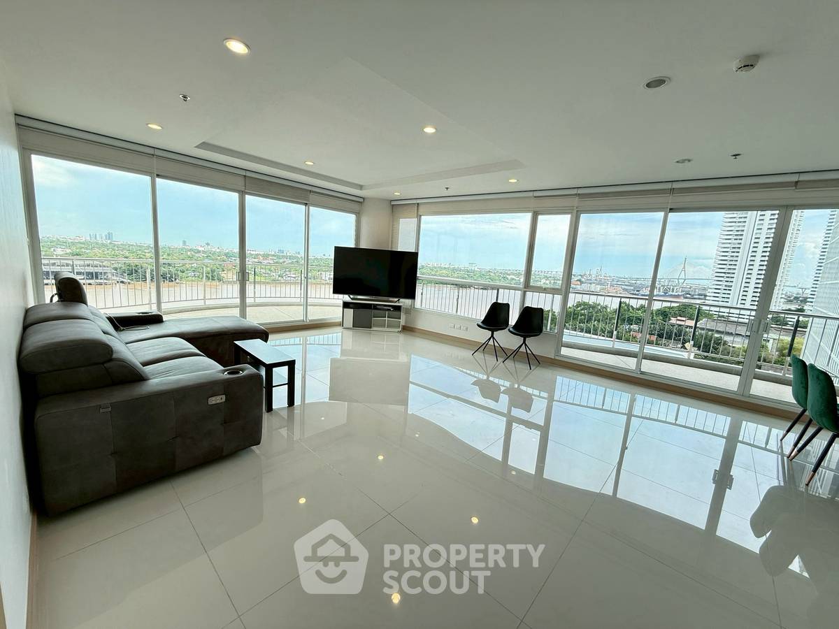 3-BR Condo at Supalai Riva Grande close to Phra Ram 3 (ID 2359309)