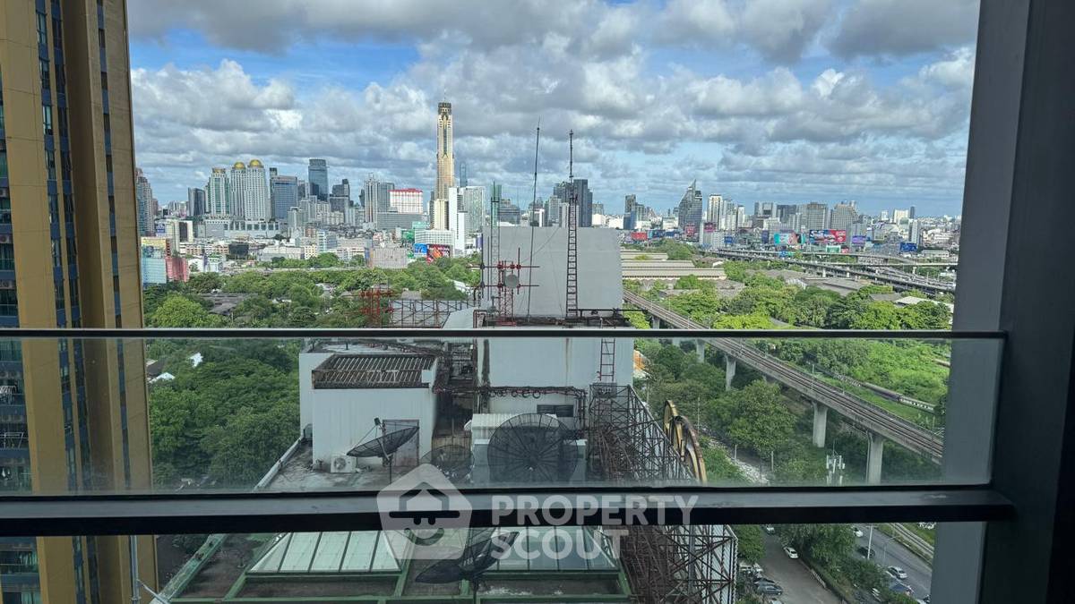 1-BR Condo at Circle Living Prototype New Petchburi near MRT Phetchaburi (ID 2359019)