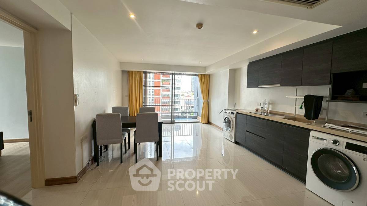 2-BR Condo at Down Town 49 near BTS Phrom Phong (ID 2359498)