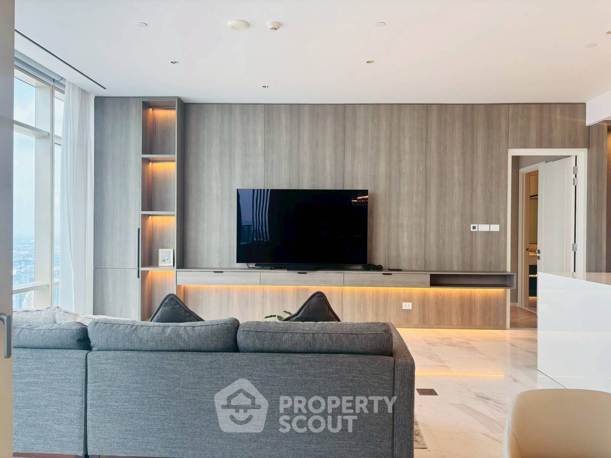 曼谷四季私人住宅 2 居公寓，靠近 BTS Saphan Taksin (ID 2359404)