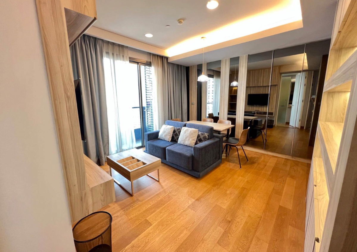 The Lumpini                    24