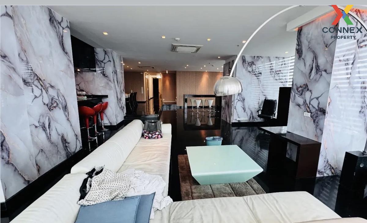 🔥🔥🔥 For Rent Condo , Baan Sathorn Chaopraya , Penthouse , nice view , high floor , river view , wide frontage , BTS-Krung Thon Buri , Khlong Ton Sai , Khlong San , Bangkok , CX-131621 ✅ Live chat with us ADD LINE @connexproperty ✅ 🔥🔥🔥