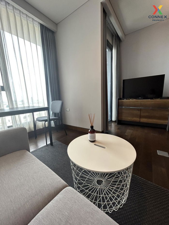 FOR RENT condo , The Lumpini 24 , BTS-Phrom Phong , Khlong Tan , Khlong Toei , Bangkok , CX-22293 ✅ Live chat with us ADD LINE @connexproperty ✅