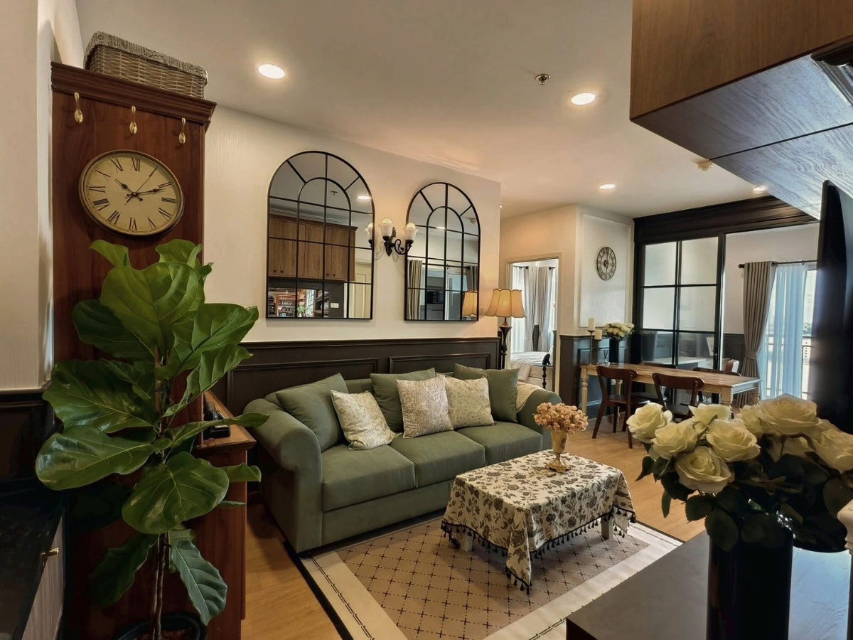 苏帕莱维斯塔 @ Pak Kred 十字路口