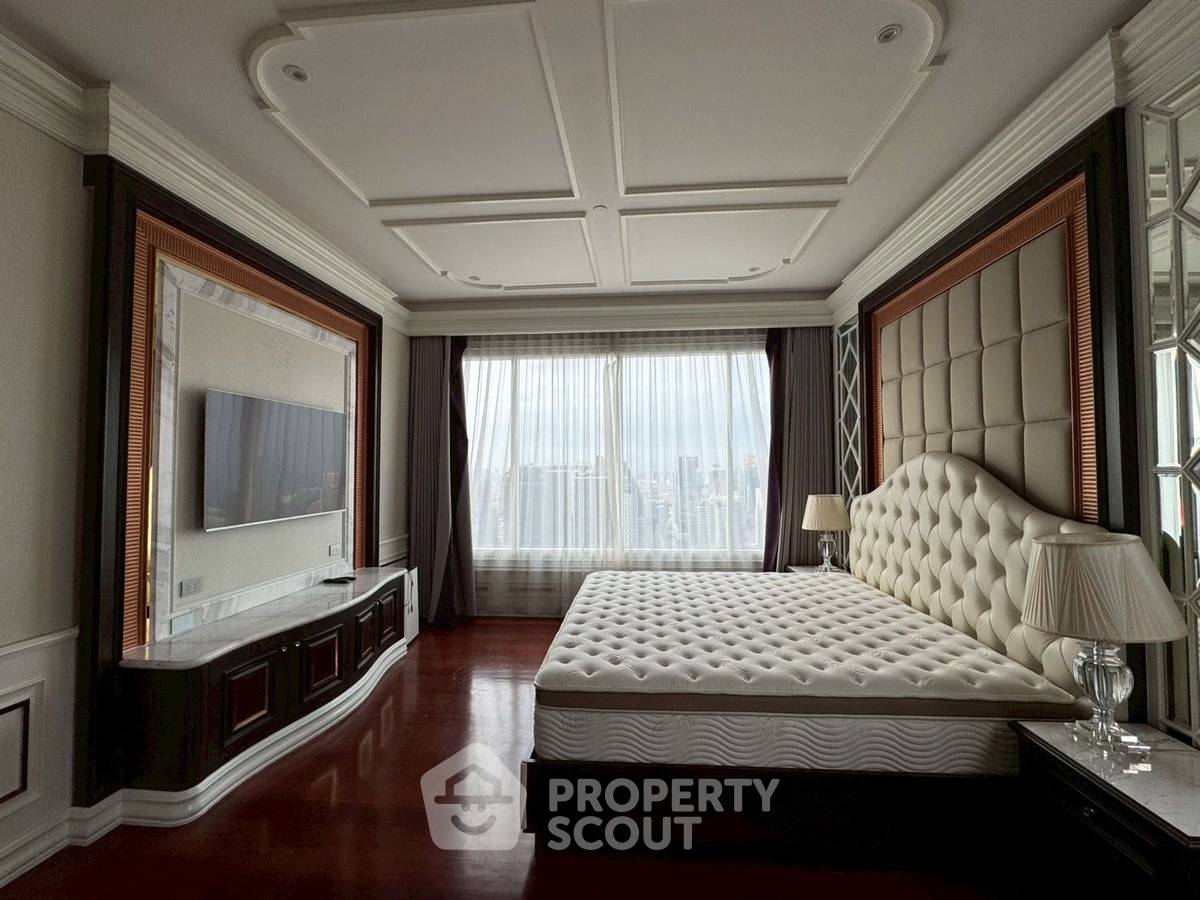 5-BR Condo at Q Asoke near MRT Phetchaburi (ID 2260149)