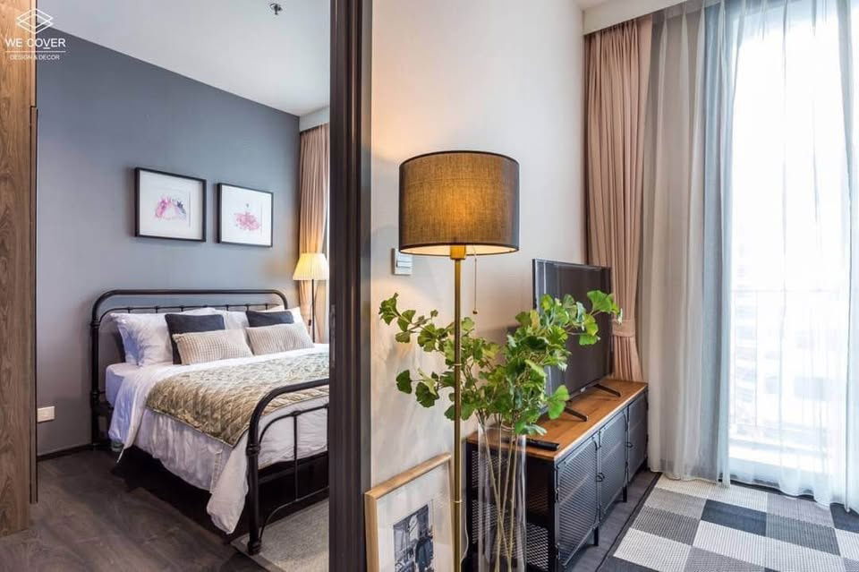 For rent:  Edge Sukhumvit 23 ( BTS Asoke & MRT Sukhumvit) (Rt-01)