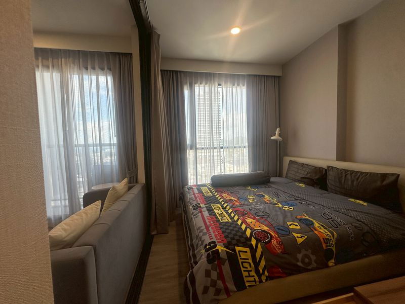 ကွန်ဒို Sriracha ၊ စျေးကောင်း၊ Keen Center ၊ အခန်းကျယ် ၊ ပရိဘောဂ အပြည့်အစုံ ၊ အသင့်နေထိုင်ပါ။