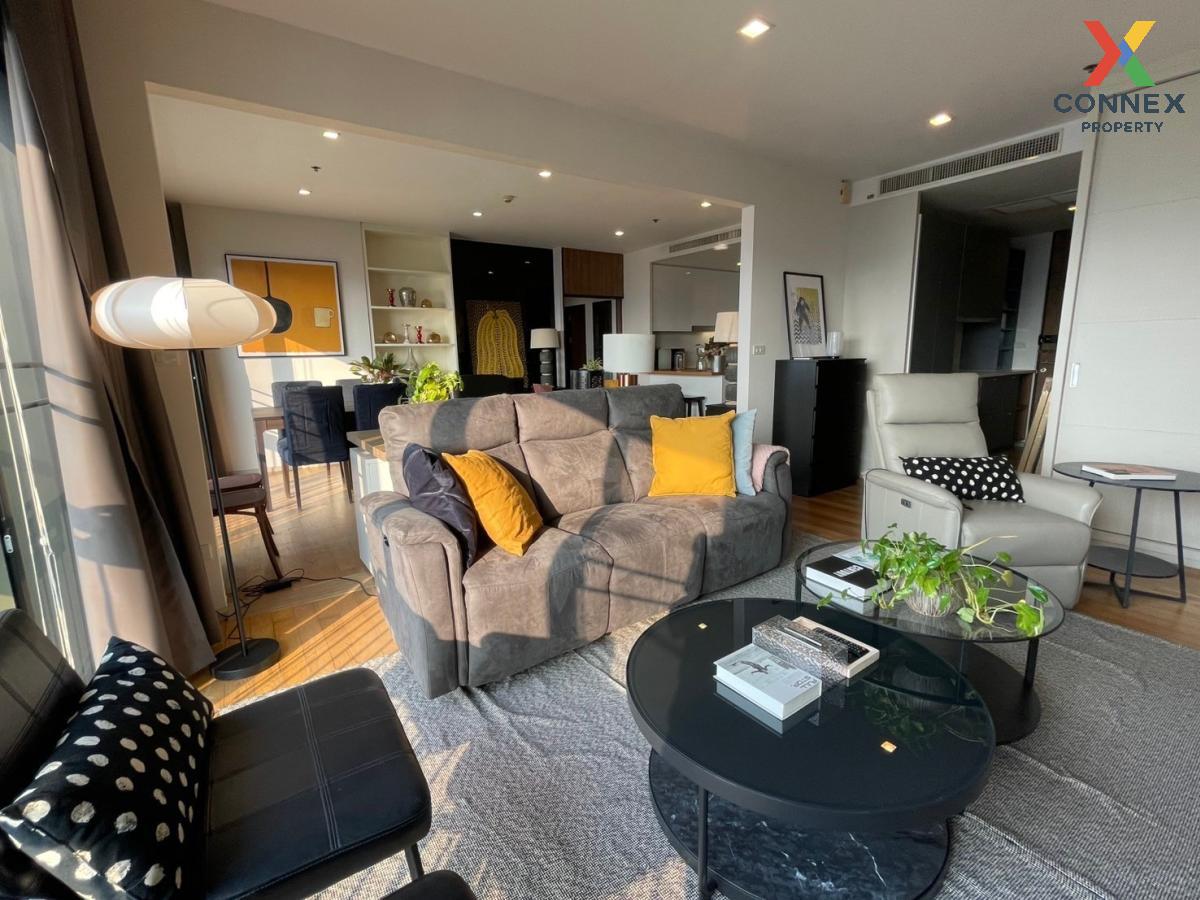 For Rent Condo , Noble Solo , nice view , wide frontage , newly renovated , BTS-Thong Lo , Khlong Tan Nuea , Watthana , Bangkok , CX-110850 ✅ Live chat with us ADD LINE @connexproperty ✅