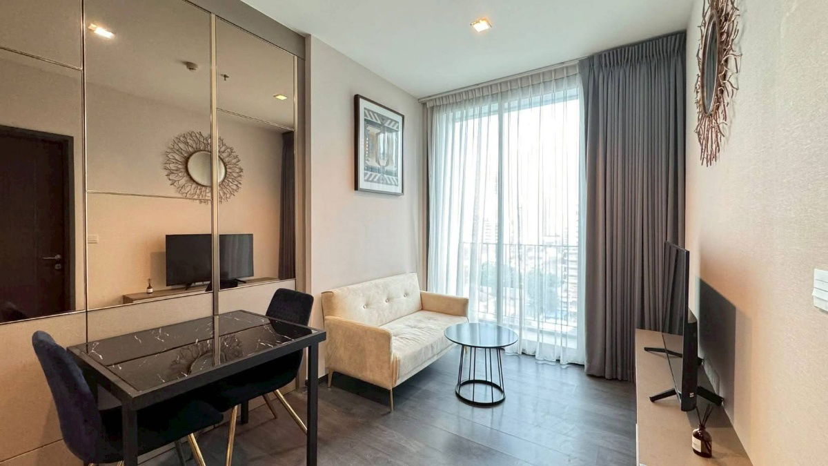Condo for rent at Edge Sukhumvit 23