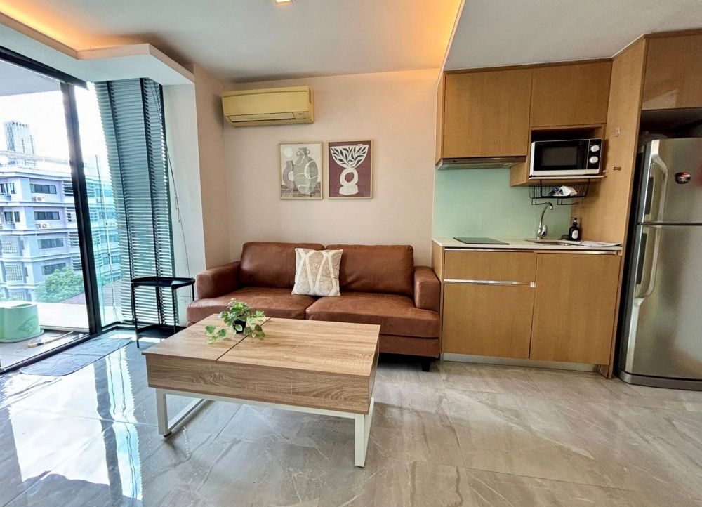 TA8442📲LineID @556ryccg✨1ห้องนอน 32 ตรม ชั้น6 เฟอร์ครบ ใกล้ Socio Ruamrudee ซอยร่วมฤดี 2 BTS เพลินจิต, All Seasons Place, Central Embas