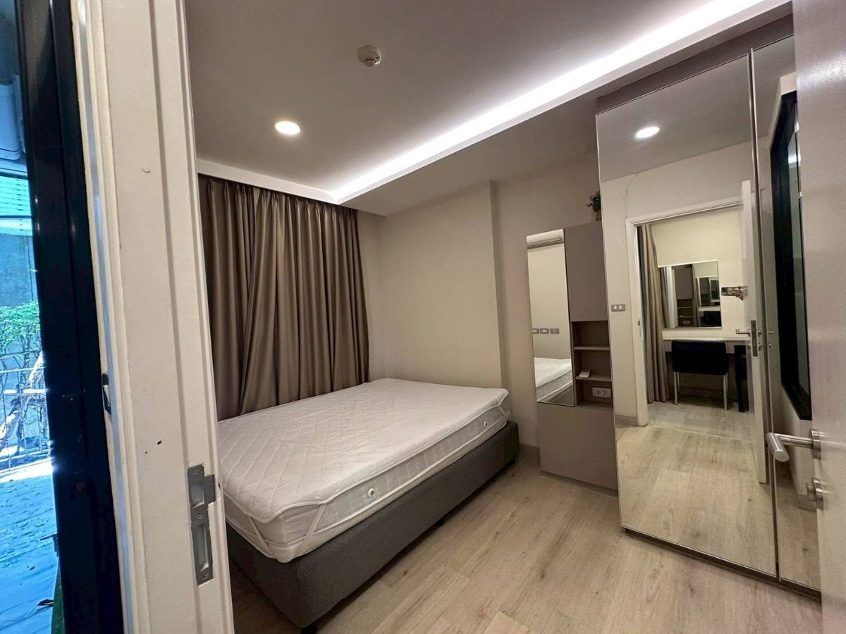 Vtara Sukhumvit 36 850 meter to BTS Thonglor , Condo near Rama4