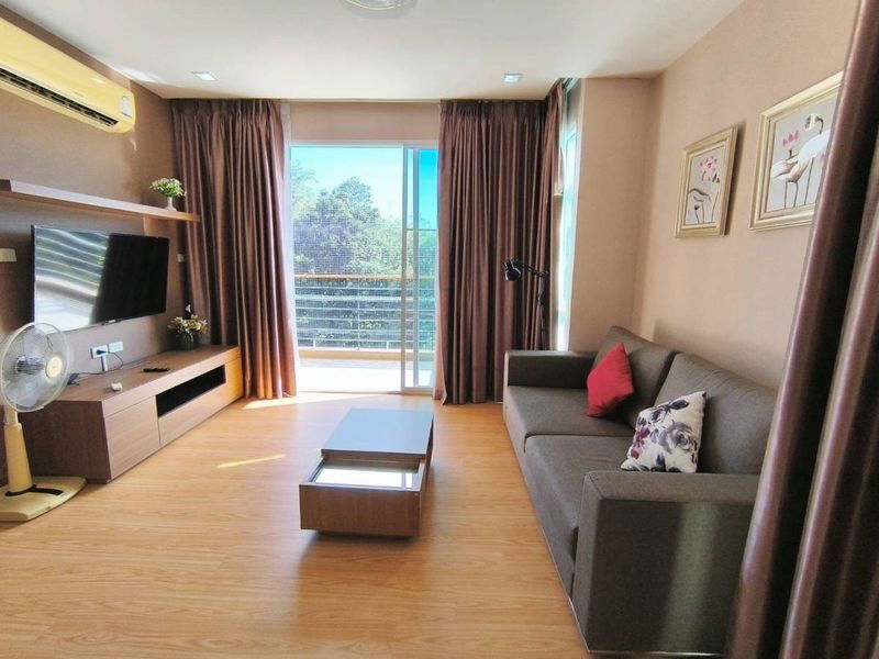 ให้เช่าคอนโดศรีราชา เฟอร์ครบ เข้าอยู่ได้เลย ราคาถูก กรีนเลค ศรีราชา