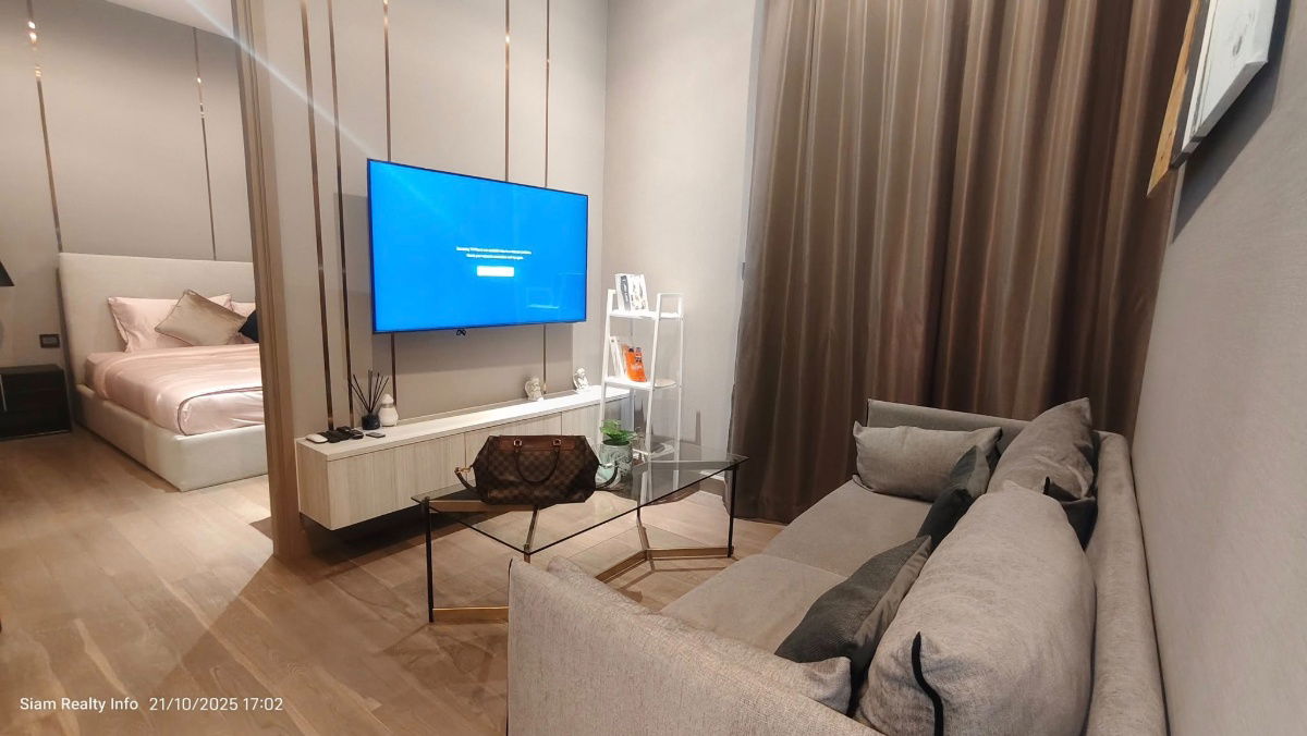 The Esse at Singha Complex Condo Asoke for Rent🌻 fully furnished near MRT Phetchaburi