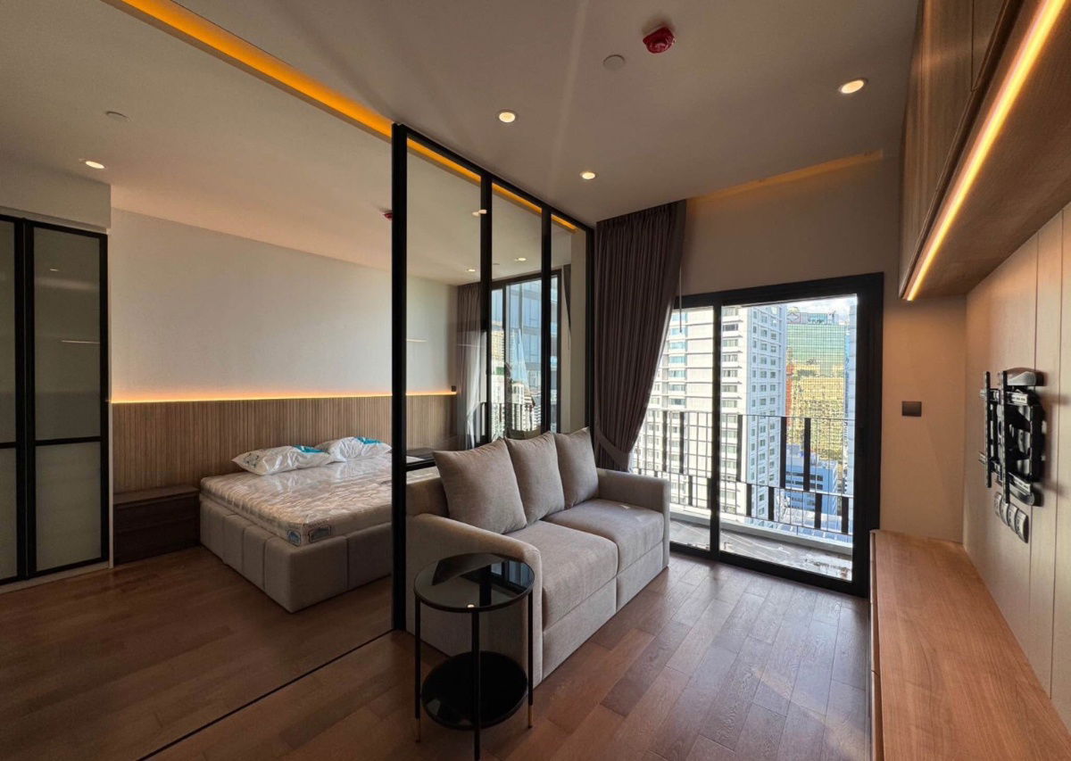 MUNIQ Sukhumvit              23