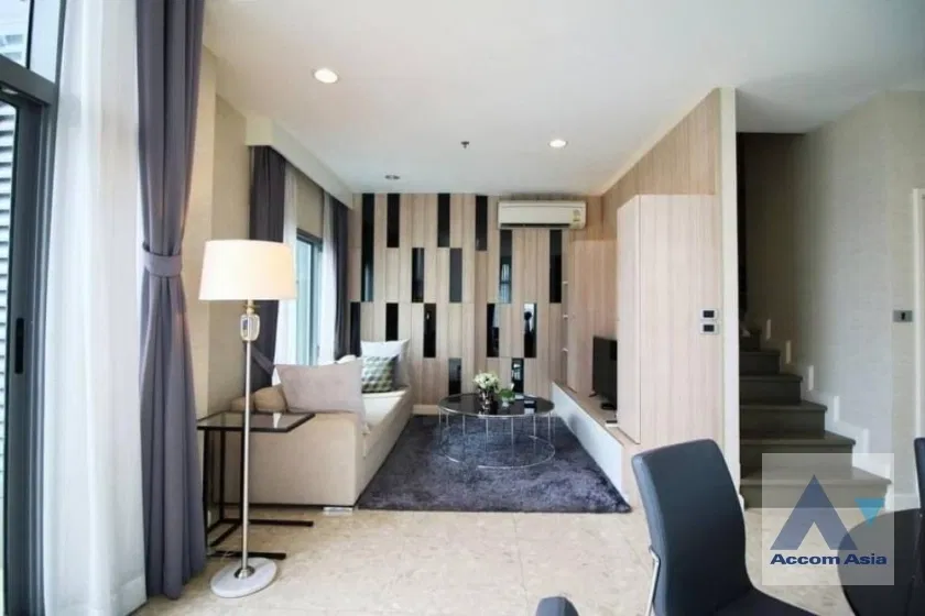 🔼🔽 AccomA 📩 Duplex Condo 2 BR Condominium @The Crest Sukhumvit 34 (AA38704)