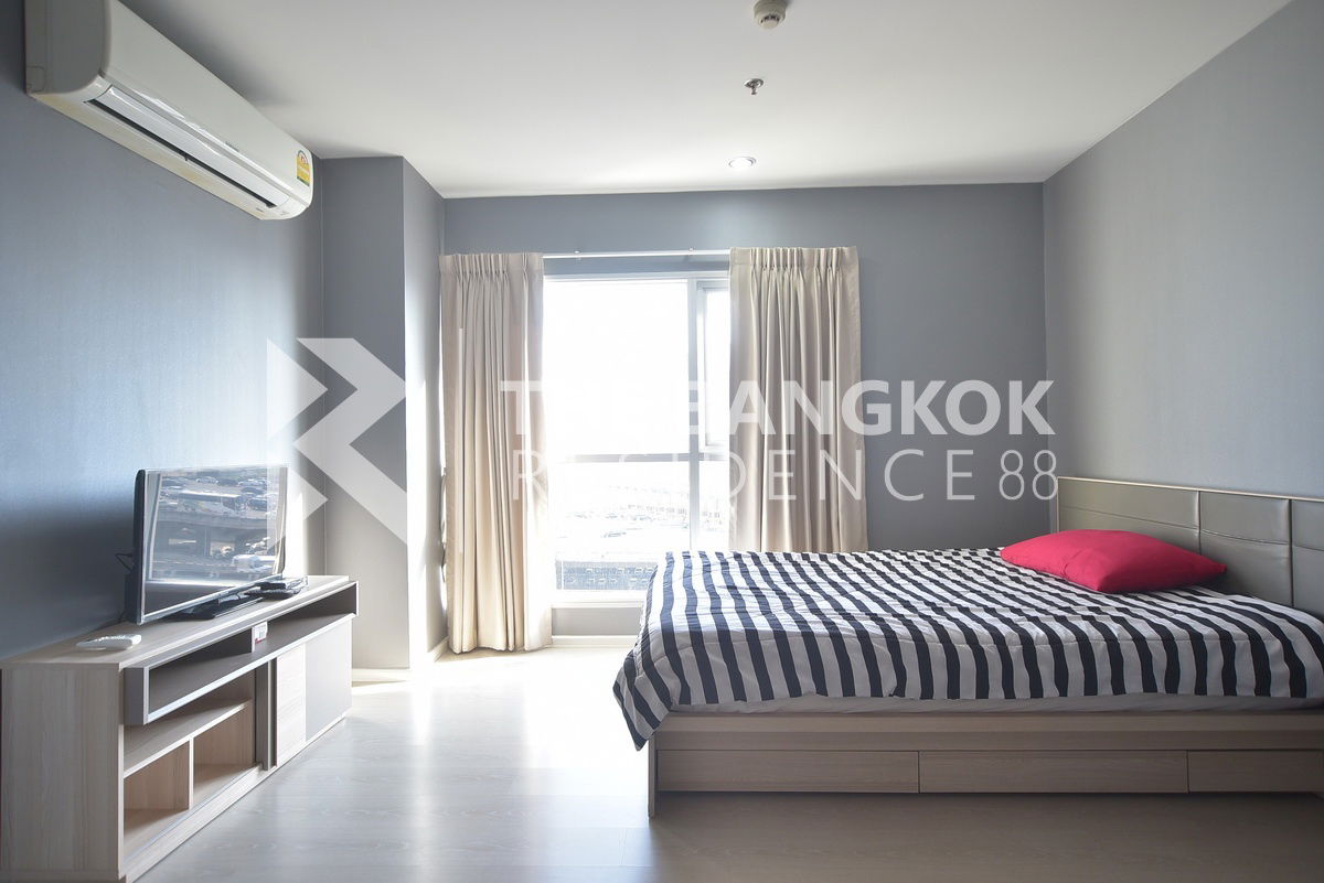 ✨✨位置靠近就业机会，周围有 Aspire Rama 9 生活方式，靠近 MRT Rama 9 站