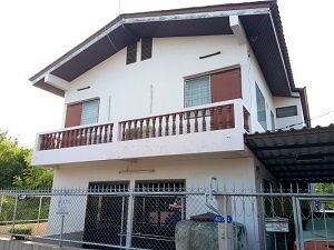 宽敞房间出租价格 1500 泰铢