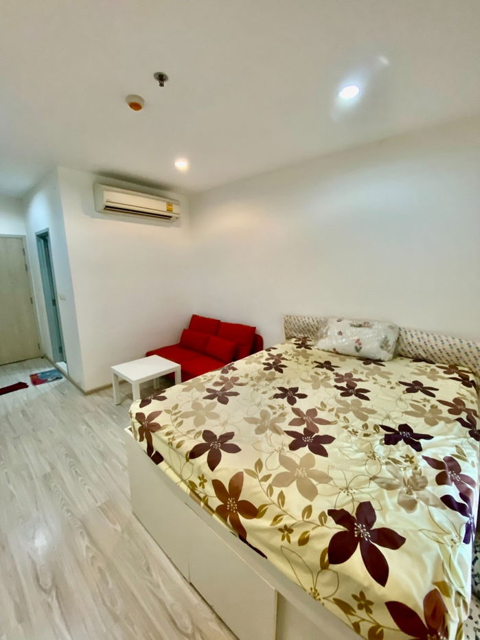 For Rent, condominium next to BTS Bangna, fully furnished, ready to move in.