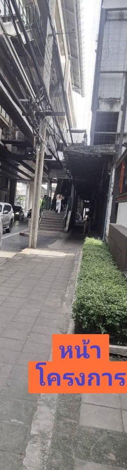 Hugh Sukhumvit 62/3 is addicted to bts. The trajectory/near digital truism.