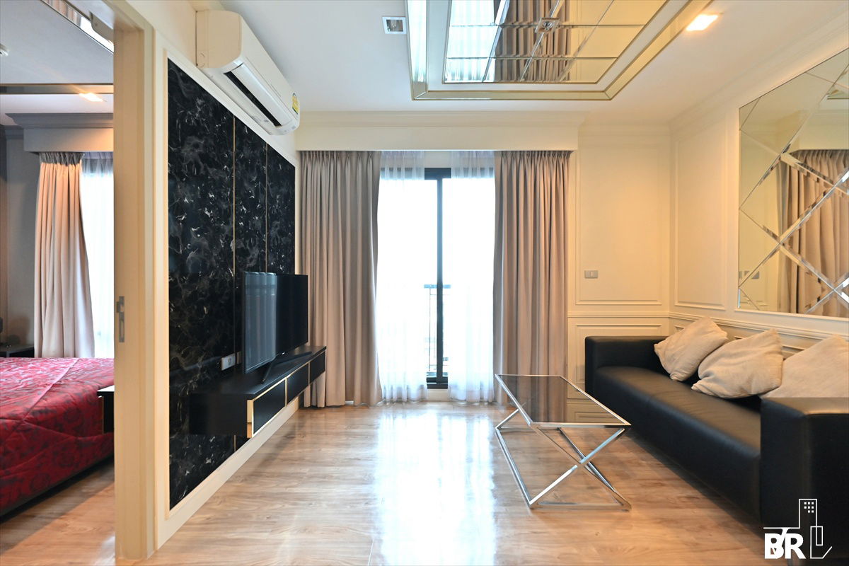 ✨✨Room available, great price RHYTHM Sukhumvit 36-38 near BTS Thong Lo