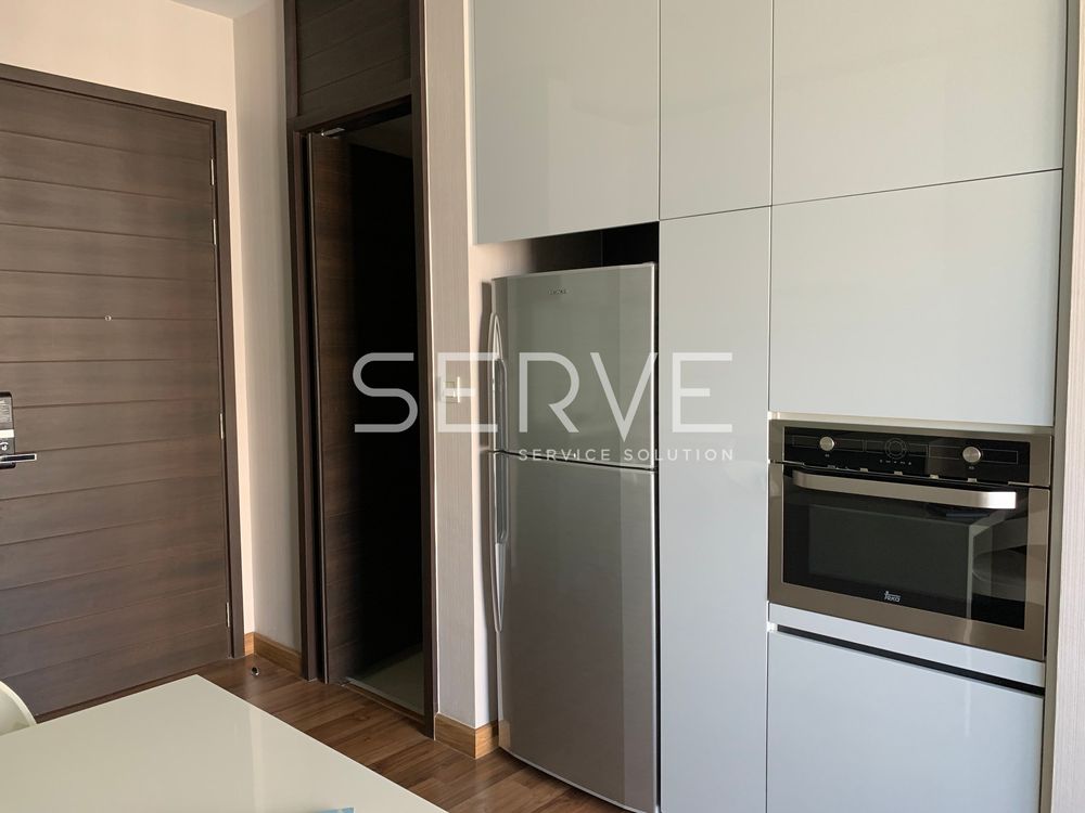 ရေချိုးကန်ပါသော အိပ်ခန်းကျယ် ၁ ခန်း တည်နေရာကောင်း MRT Thailand Cultural Center 220 m အနီး။