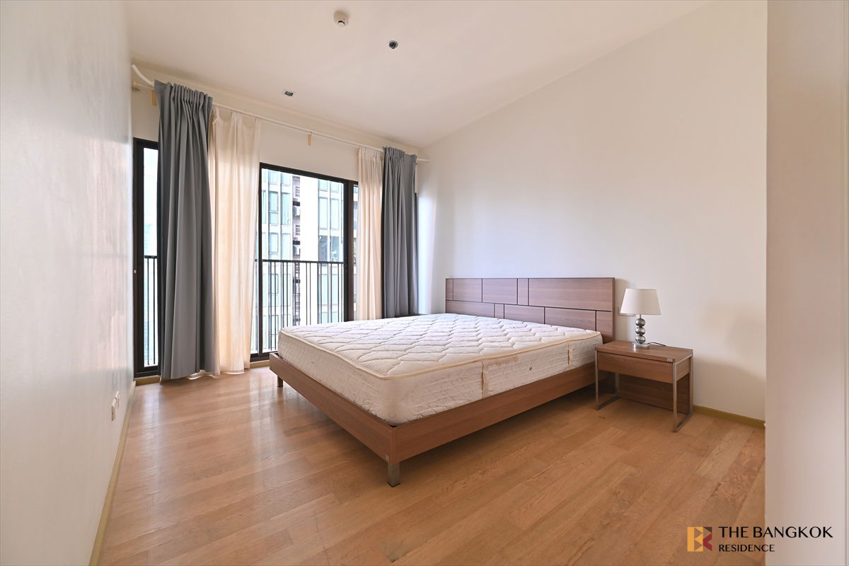 ✨✨Noble Refine New Experience with a Condo in Prime Location near BTS Phrom Phong