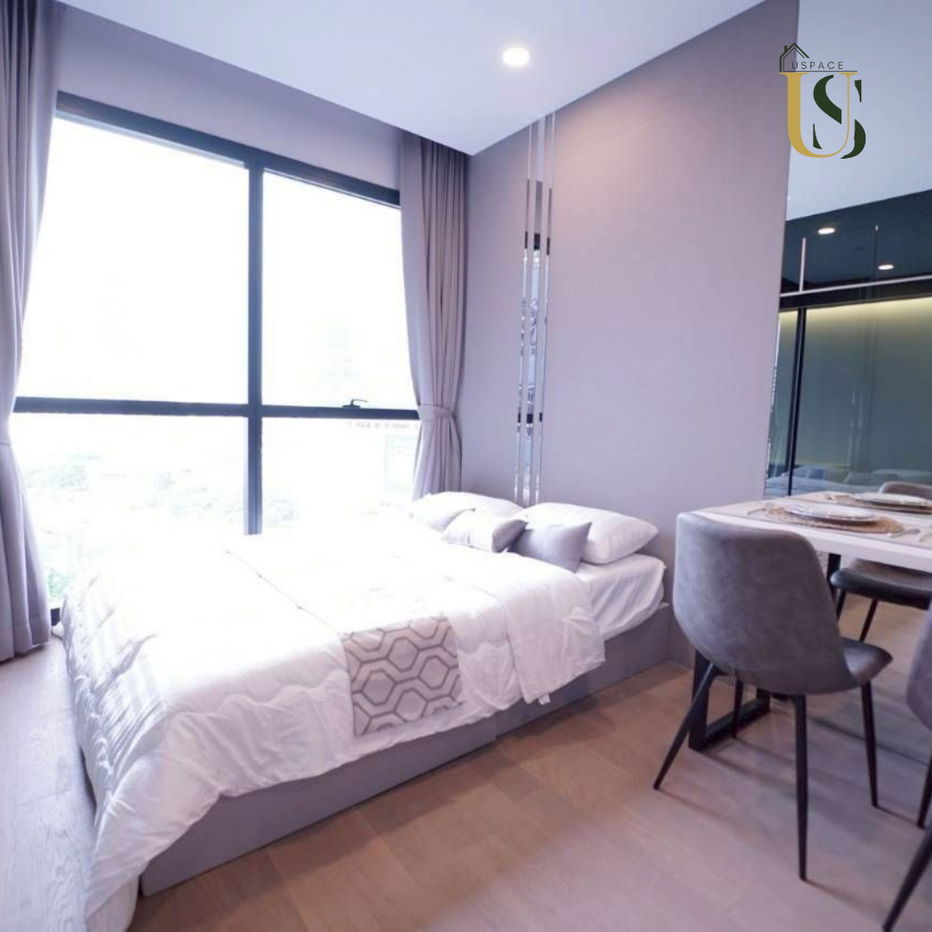 (USP)🏢Ashton Chula-Silom, a luxurious condo, stands out in the heart of the city, near MRT Sam Yan.