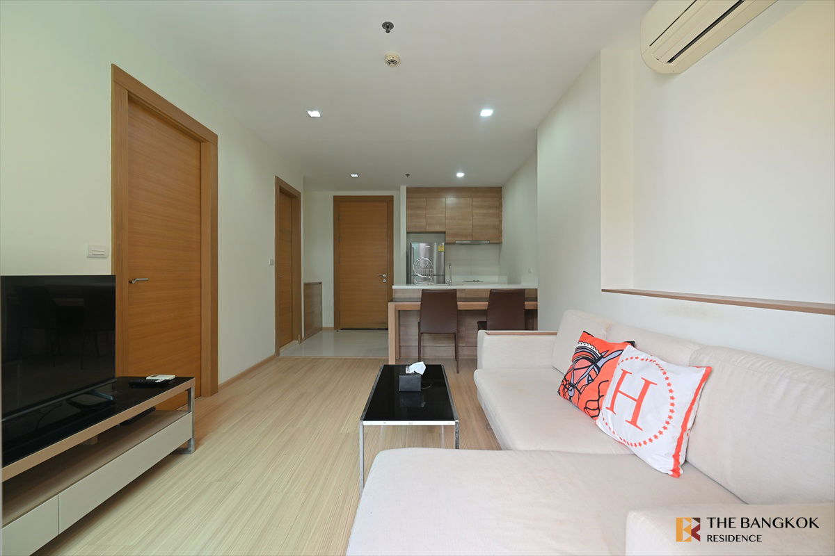 ✨✨RHYTHM Ratchada-Huaikhwang near MRT Huai Khwang Station Comfortable and Ready to Move-in