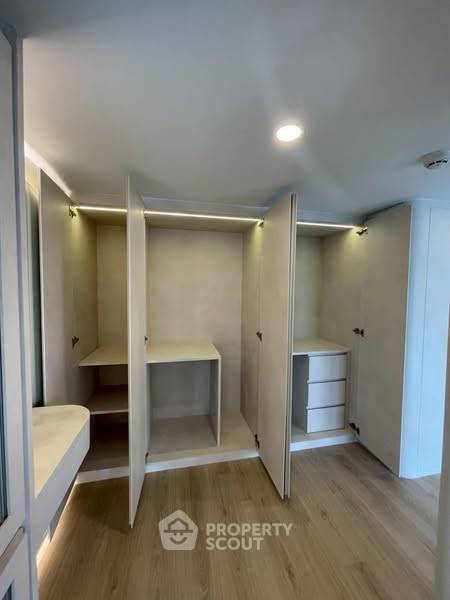 3-BR Condo at LIFE Rama 4 - Asoke near MRT Queen Sirikit National Convention Centre (ID 2366716)