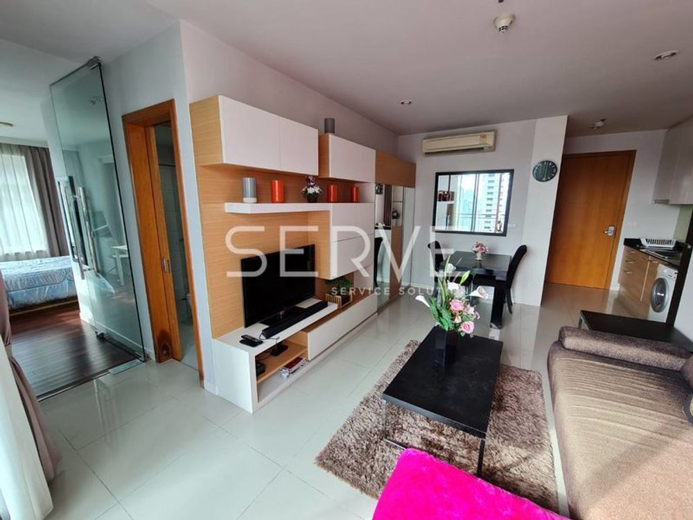 Nice Room & Nice View 1 Bed 1 Bath Good Location Close to BTS Nana 800 m. / Condo For Rent & Sale-Circle Condominium