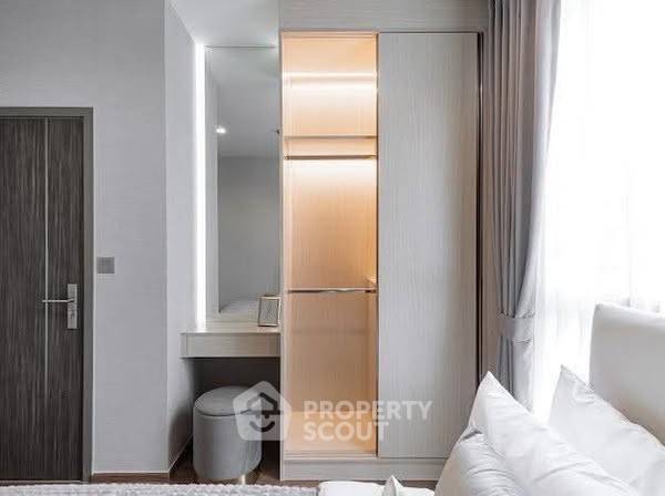 MRT Phetchaburi အနီး Q Prasarnmit ရှိ 2-BR ကွန်ဒို (ID 2366917)