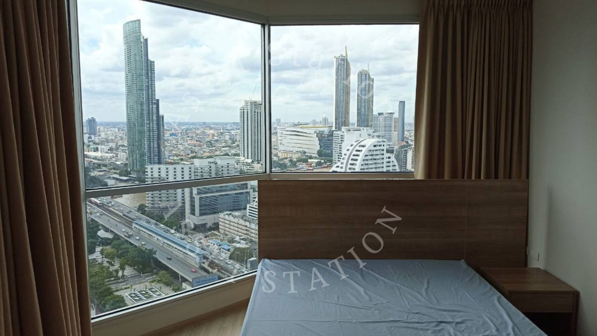 For rent: Rhythm Sathorn, opposite City Viva, near BTS Bang Rak and Surasak