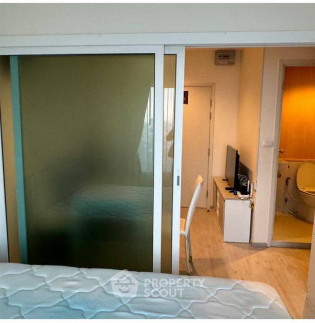 1-BR Condo at Aspire Ratchada - Wongsawang near MRT Wong Sawang (ID 2171893)