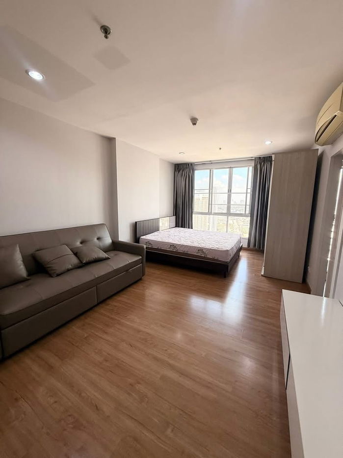 🛑Line id :toymomkan🛑  funiture and electrical availble room for you