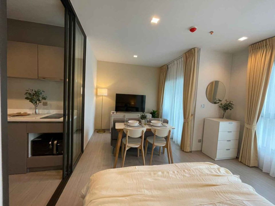 Condo for rent: LIFE Asoke - Rama 9