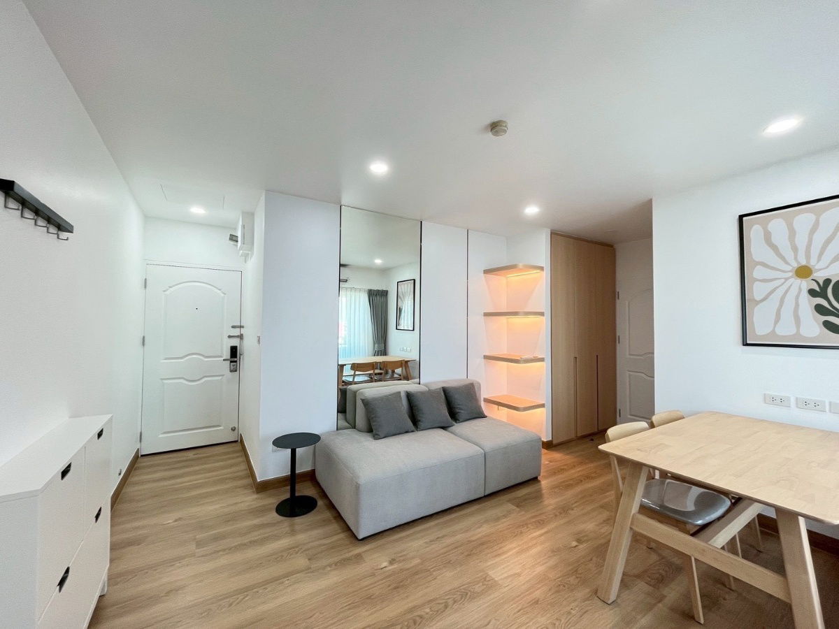 Baan Kasemsan                   1