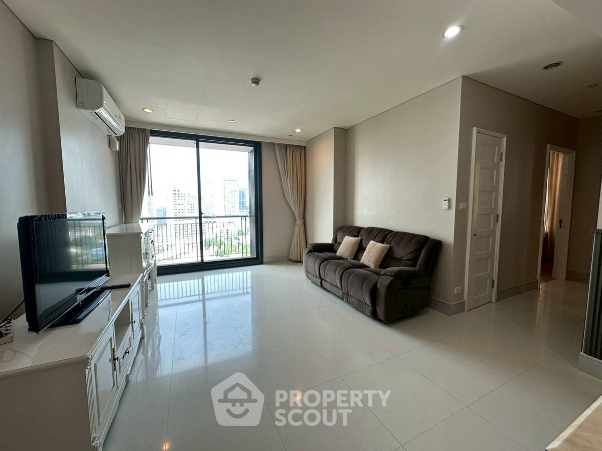 2-BR Condo at Aguston Sukhumvit 22 near MRT Queen Sirikit National Convention Centre (ID 2078332)