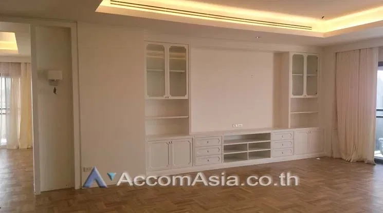 🔼🔽 AccomA 📩  4 BR Condominium @Tower Park (1521537)