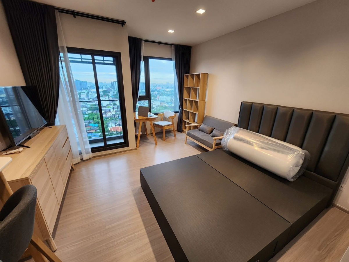 MN3100 Life Sathorn Sierra Full Furnitured and electrical