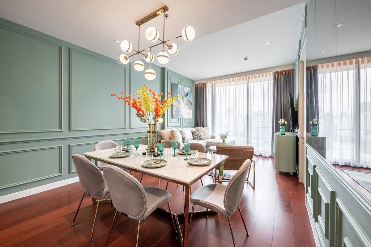 Luxury condo for rent, Khun by Yoo, size 82 sq m, 2 bedrooms, 2 bathrooms, 17th floor, price 120,000 baht.