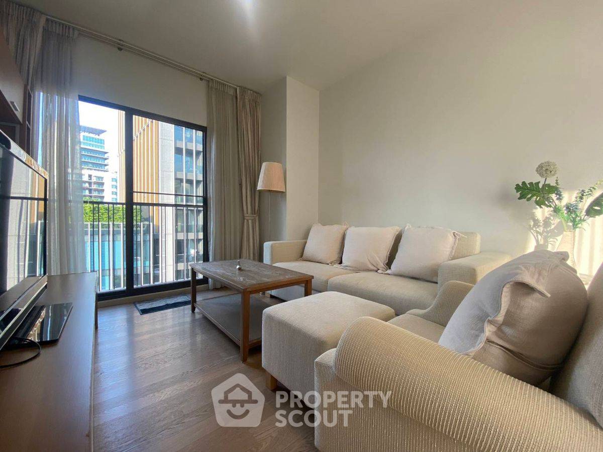 2-BR Condo at Noble Refine Prompong near BTS Phrom Phong (ID 2108588)