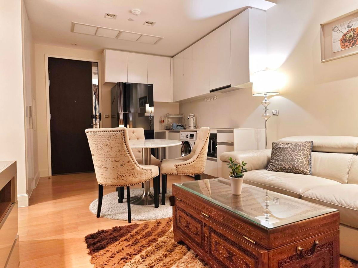 ⚡🌈 BL40403 Equinox Phahol - Vibha 🌈⚡   Get a Special Code when renting with us 💬 LINE: @theagentpro