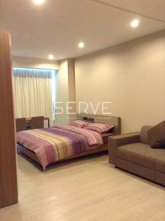 🔥Hot Deal 23K🔥 - Studio Nice Room & Good Location in Asoke Area MRT Phetchaburi 500 m. at The Room Sukhumvit 21 Condo / For Rent