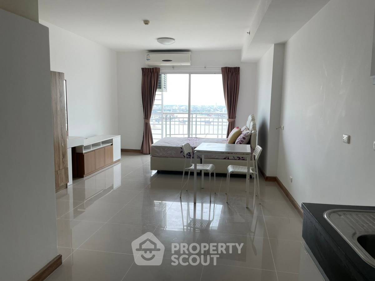 萨姆雷 Charoen Nakhon 苏帕莱河度假村 1 居公寓 (ID 2382906)